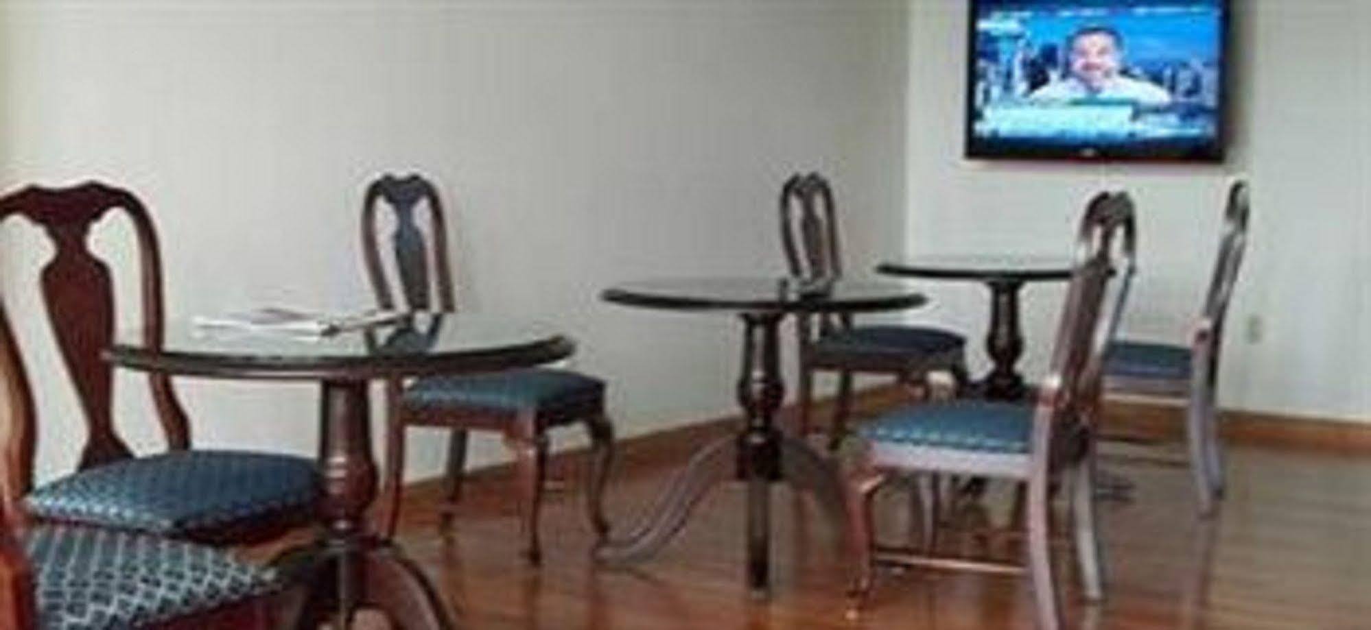 Sutton Inn Elkton Eksteriør billede